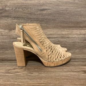 Paul Green Costa Peep Toe Bootie Sz-